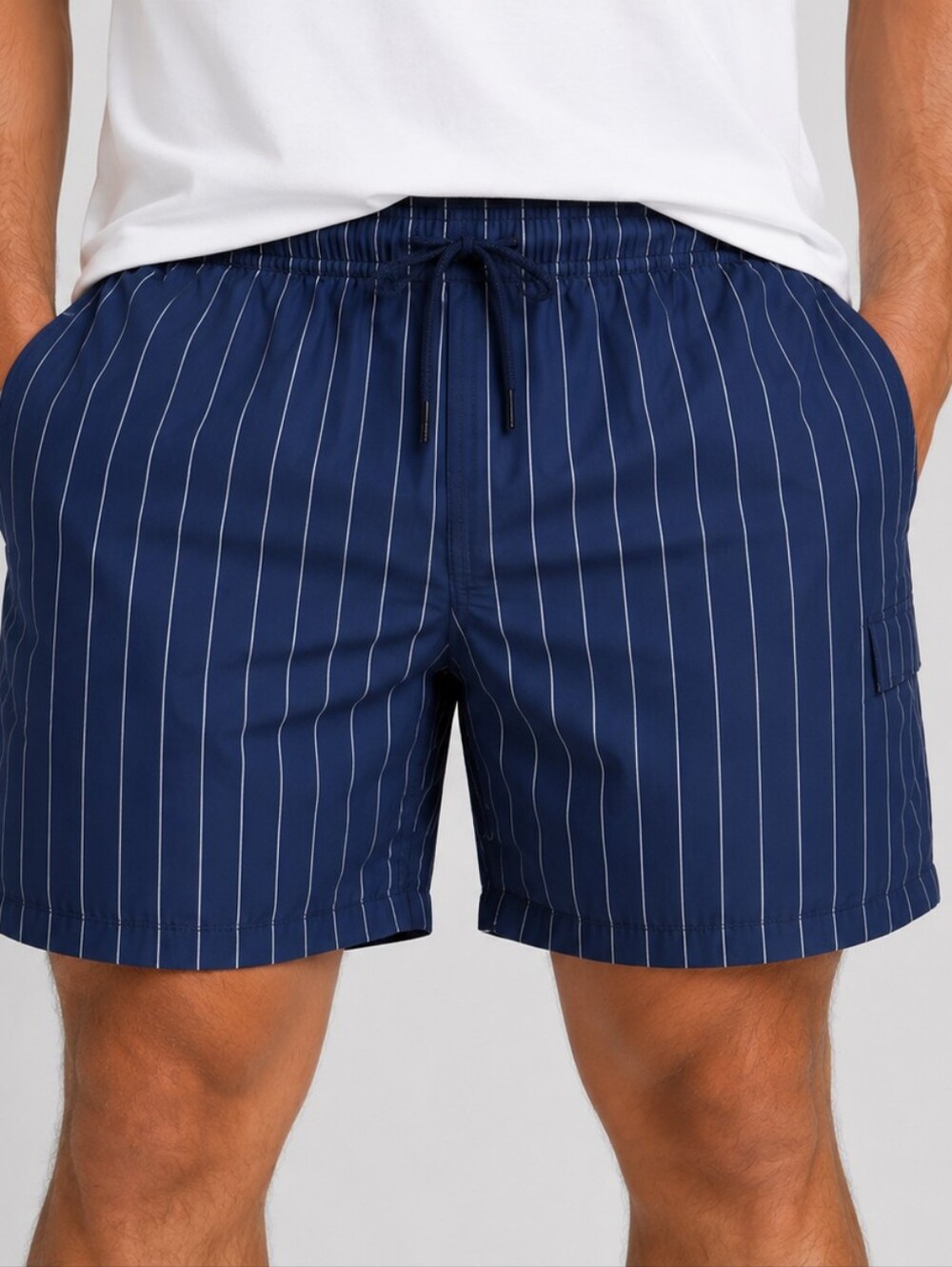 DSG Navy with Gold Pinstripe 6" Rec Short Men's XL New With Tags
